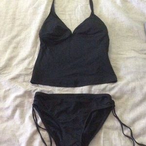 Swim Systems black Tankini top with two bottoms.
